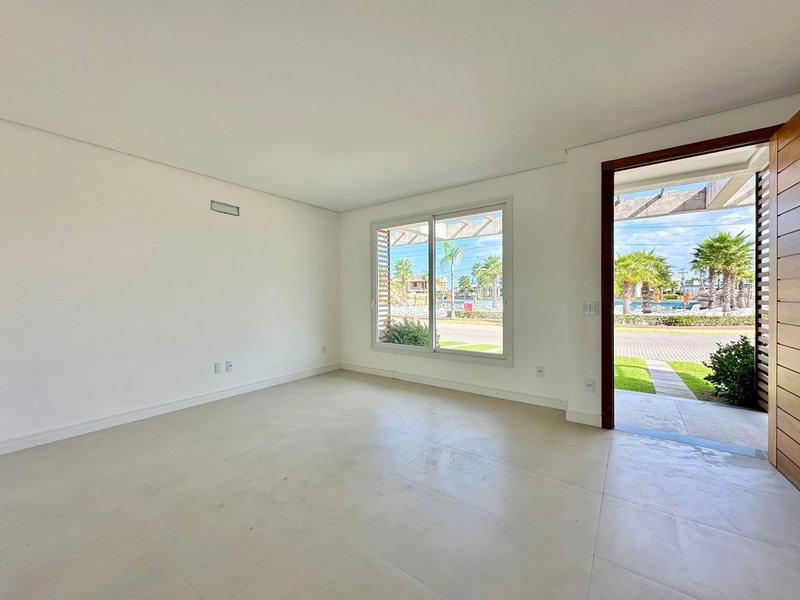 Casa no Murano: 4 dormitórios, nova, com vista para à prainha!: 5ª foto da galeria de imagens do imóvel