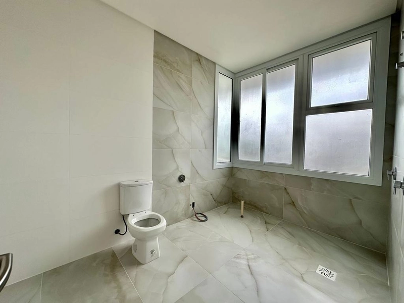 Residência nova, 5 suítes, com piscina, no Condomínio Capão Ilhas!!: 13ª foto da galeria de imagens do imóvel