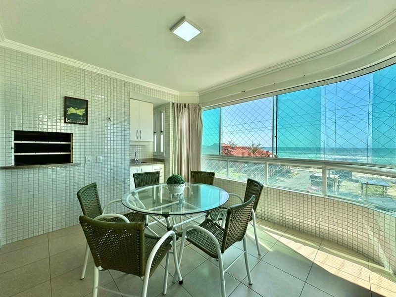 Apartamento com terraço e vista para o mar, à beira mar, em Capão!: 1ª foto da galeria de imagens do imóvel