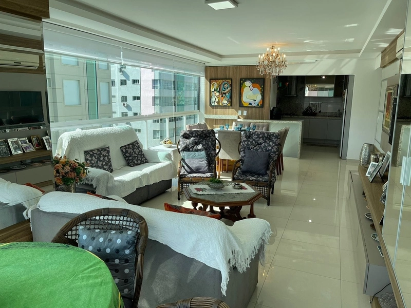 Apartamento na Avenida Ubirajara, com vista para o mar e área de lazer: 4ª foto da galeria de imagens do imóvel