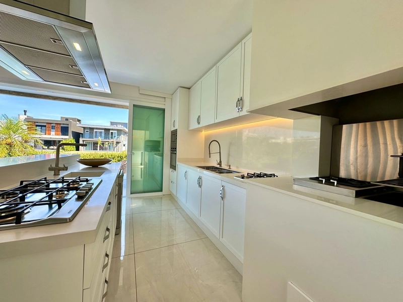 Residência 3 suítes, mobiliada e decorada, com piscina, no Capão Ilhas: 11ª foto da galeria de imagens do imóvel