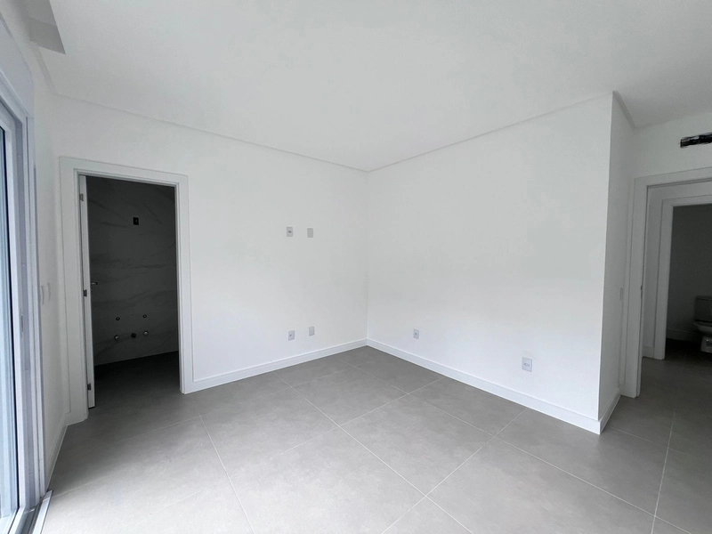 Casa plana, 4 suítes, nova, no Condomínio DUBAI!: 13ª foto da galeria de imagens do imóvel