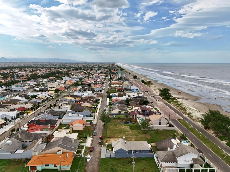 Casa 4 suítes, mobiliado, próximo da praia, em Atlântida Sul!: 28ª foto da galeria de imagens do imóvel