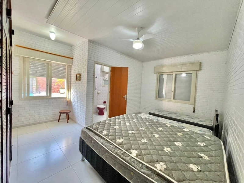 Residência 3 suítes, com piscina, terreno amplo, em Atlântida!: 15ª foto da galeria de imagens do imóvel