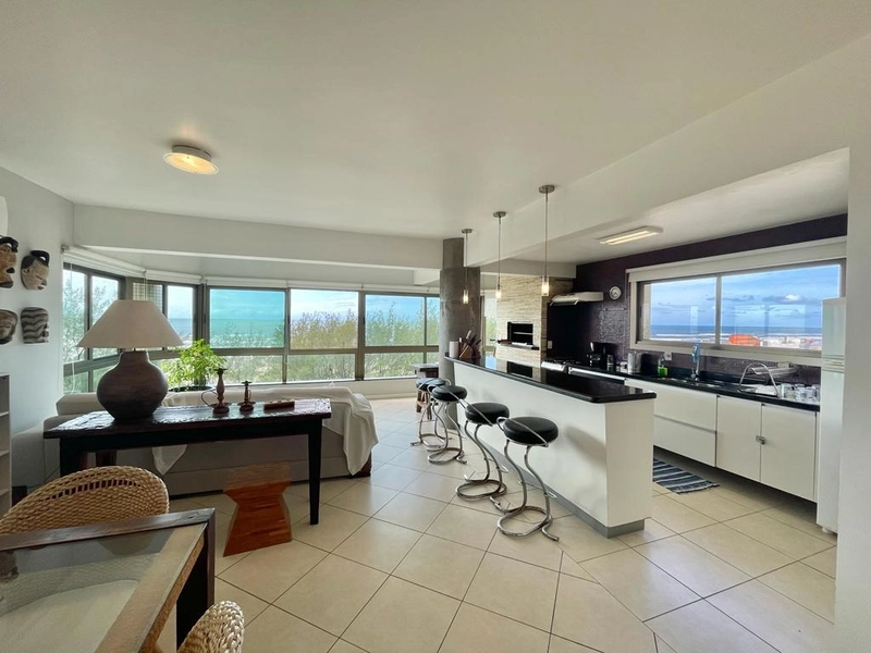 Apartamento beira mar, 3 suítes, 2 vagas, no bairro Navegantes!: 11ª foto da galeria de imagens do imóvel