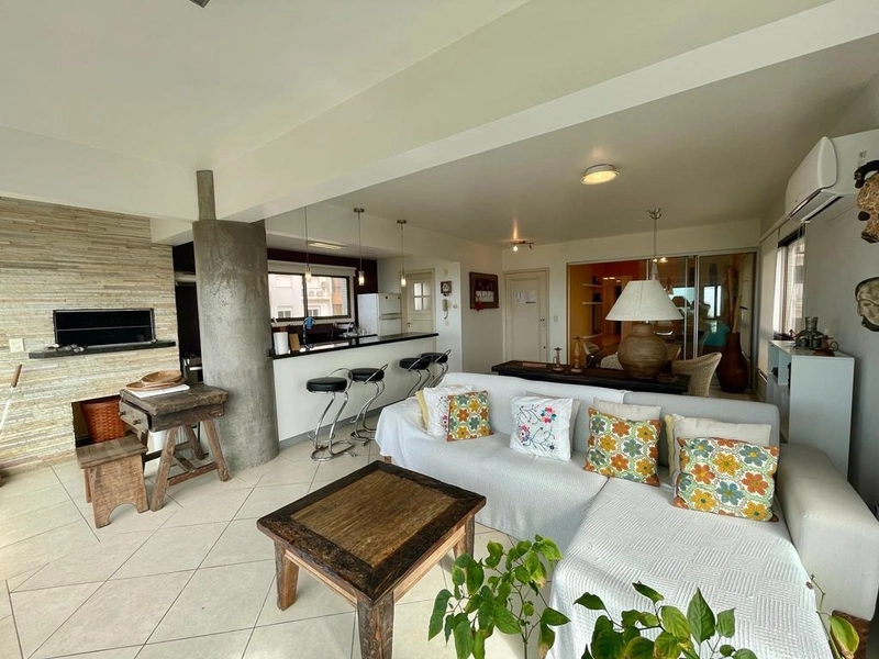 Apartamento beira mar, 3 suítes, 2 vagas, no bairro Navegantes!: 3ª foto da galeria de imagens do imóvel