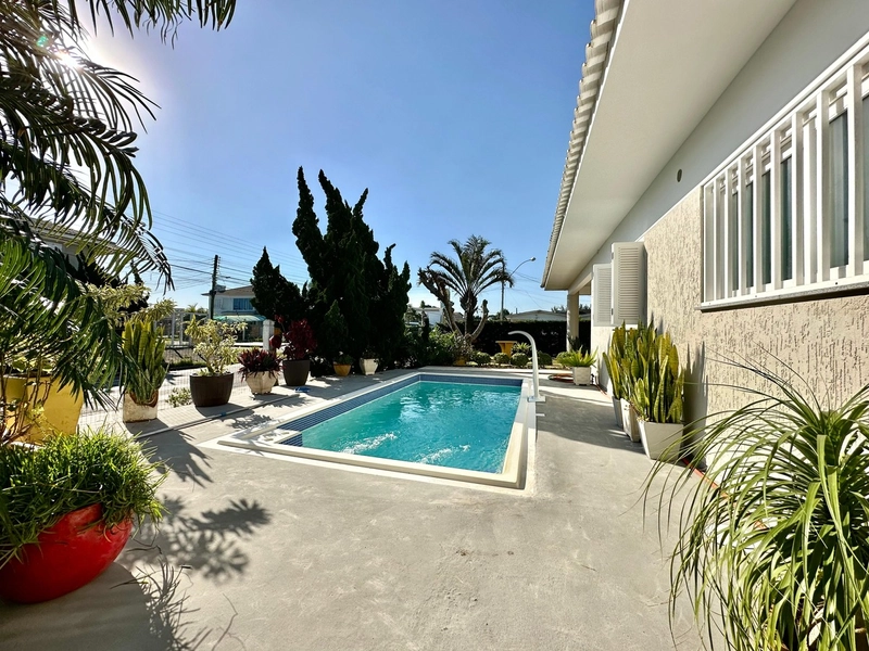 Residência de esquina, 3 dormitórios, com piscina, em Capão da Canoa!: 22ª foto da galeria de imagens do imóvel