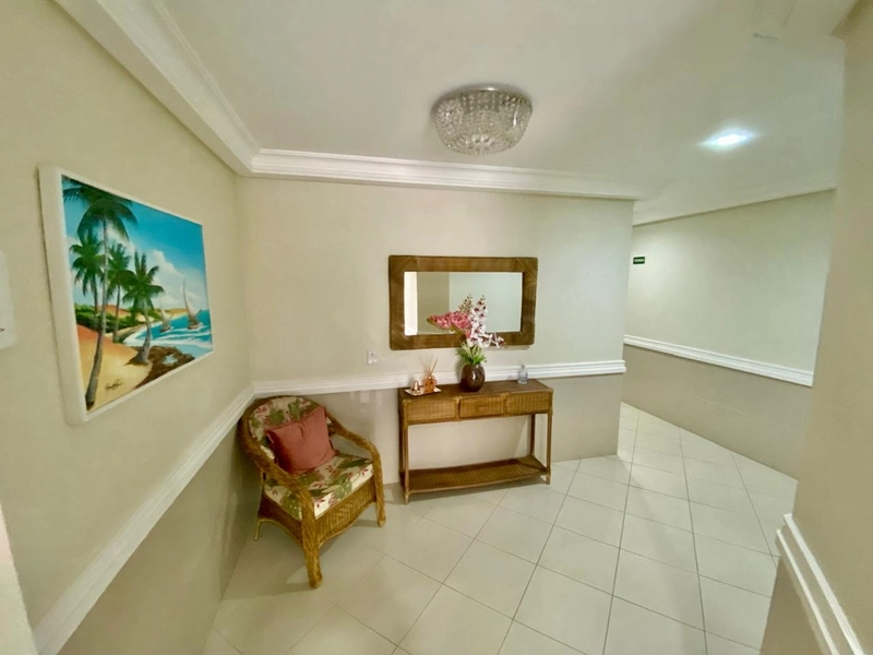 Apartamento 1 suíte, com SACADA DE FRENTE, pertinho da praia!: 18ª foto da galeria de imagens do imóvel