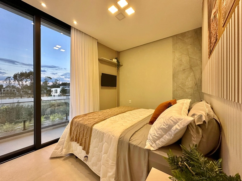 Residência 5 suítes, beira lago, com piscina, no MALIBU!: 12ª foto da galeria de imagens do imóvel