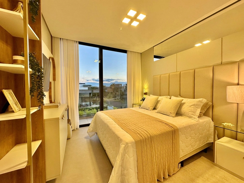 Residência 5 suítes, beira lago, com piscina, no MALIBU!: 14ª foto da galeria de imagens do imóvel