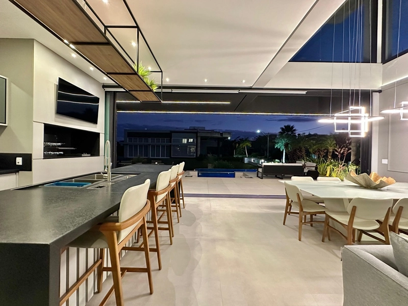 Residência 5 suítes, beira lago, com piscina, no MALIBU!: 22ª foto da galeria de imagens do imóvel