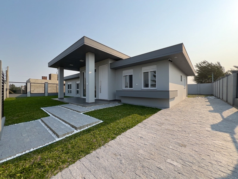 Casa plana, 4 dormitórios, à beira mar, em Capão da Canoa!: 35ª foto da galeria de imagens do imóvel