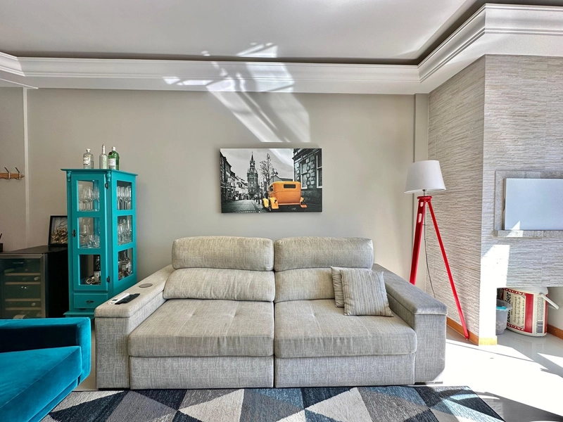 Apartamento decorado, de frente, 2 dormitórios, na Praça Bassani!: 12ª foto da galeria de imagens do imóvel