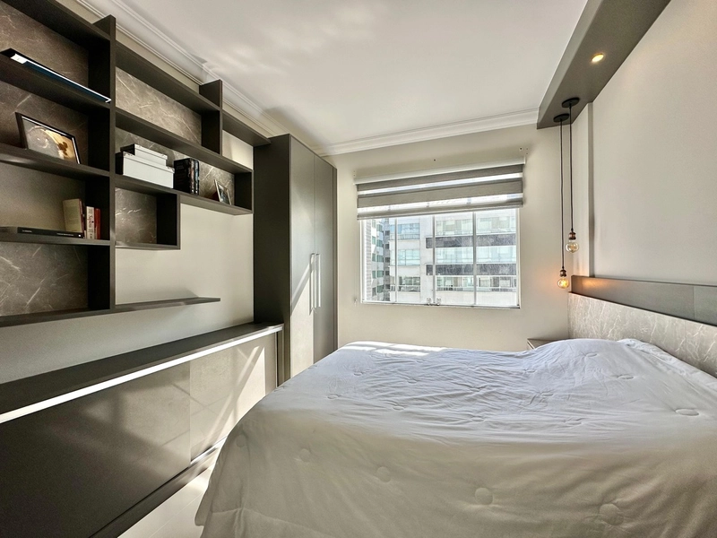 Apartamento decorado, de frente, 2 dormitórios, na Praça Bassani!: 18ª foto da galeria de imagens do imóvel