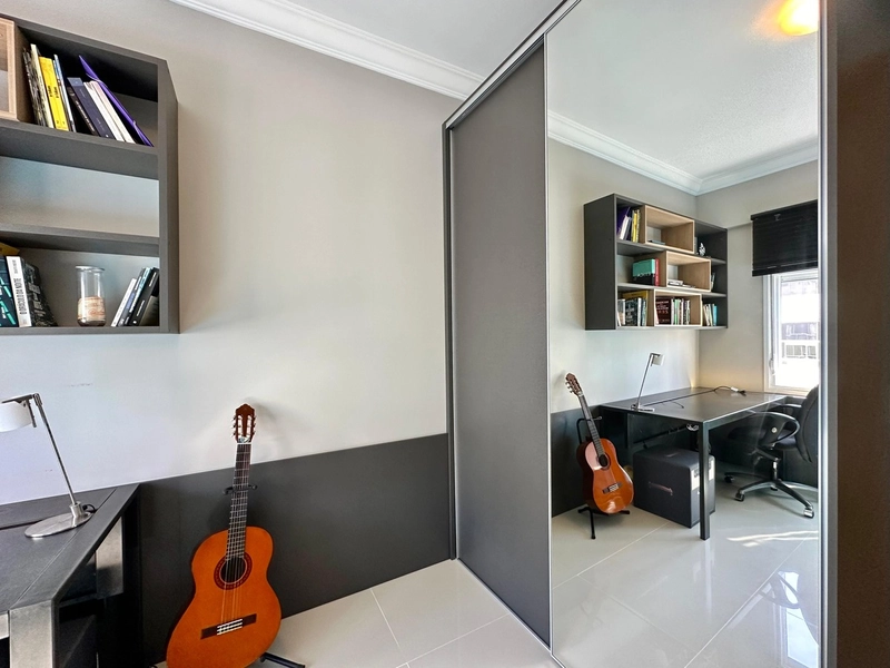 Apartamento decorado, de frente, 2 dormitórios, na Praça Bassani!: 23ª foto da galeria de imagens do imóvel