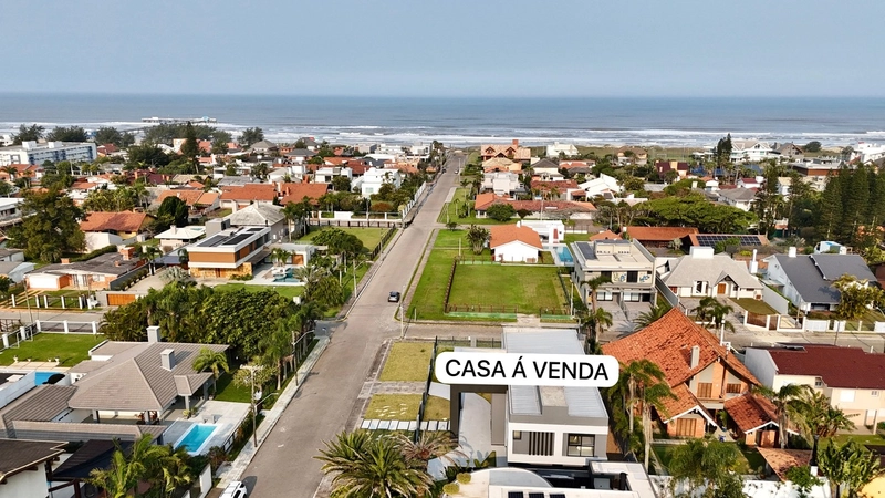 Sobrado 5 suítes, decorado, com piscina, próximo à praia, Atlântida!: 29ª foto da galeria de imagens do imóvel