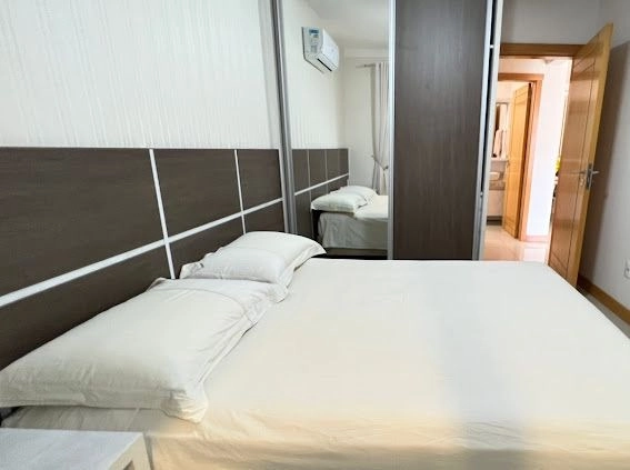 Apartamento 2 dormitórios com TERRAÇO DE FRENTE, na Praça Tiaraju!: 24ª foto da galeria de imagens do imóvel