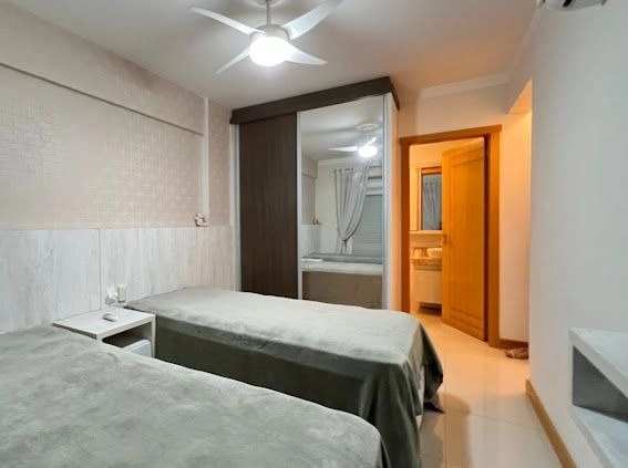 Apartamento 2 dormitórios com TERRAÇO DE FRENTE, na Praça Tiaraju!: 20ª foto da galeria de imagens do imóvel