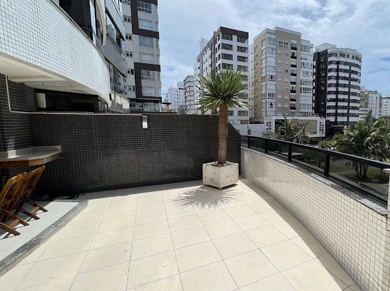 Apartamento 2 dormitórios com TERRAÇO DE FRENTE, na Praça Tiaraju!: 9ª foto da galeria de imagens do imóvel