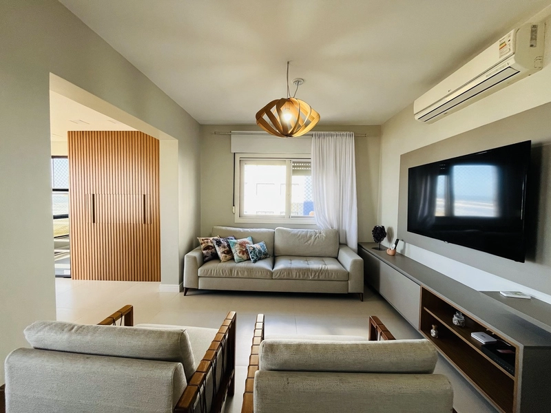 Apartamento à beira mar, 4 dormitórios, com 3 vagas na garagem, Centro: 6ª foto da galeria de imagens do imóvel
