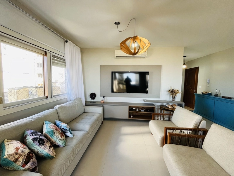 Apartamento à beira mar, 4 dormitórios, com 3 vagas na garagem, Centro: 3ª foto da galeria de imagens do imóvel