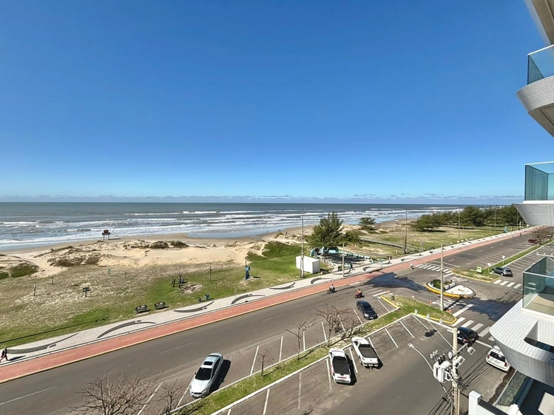 Apartamento 3 dormitórios, à beira mar, no bairro Navegantes: 2ª foto da galeria de imagens do imóvel