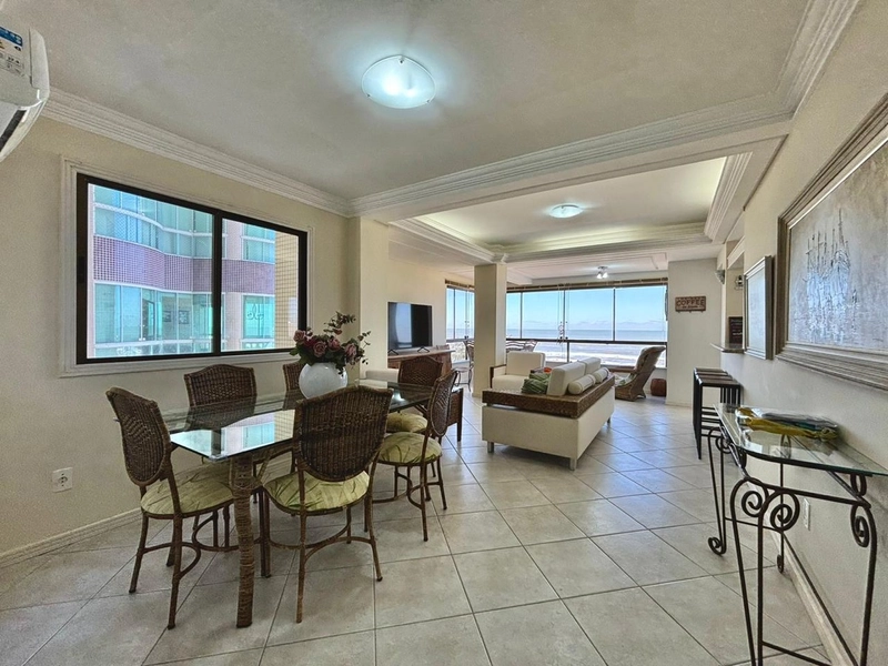 Apartamento 3 dormitórios, à beira mar, no bairro Navegantes: 3ª foto da galeria de imagens do imóvel