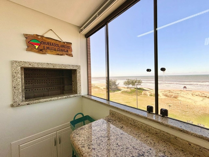 Apartamento 3 dormitórios, à beira mar, no bairro Navegantes: 4ª foto da galeria de imagens do imóvel