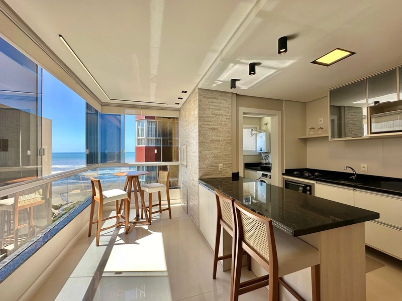 Apartamento 2 dormitórios, decorado, com lazer completo, perto do mar!: 4ª foto da galeria de imagens do imóvel