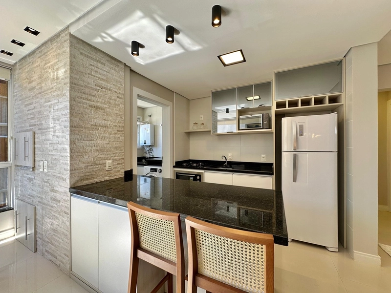 Apartamento 2 dormitórios, decorado, com lazer completo, perto do mar!: 14ª foto da galeria de imagens do imóvel