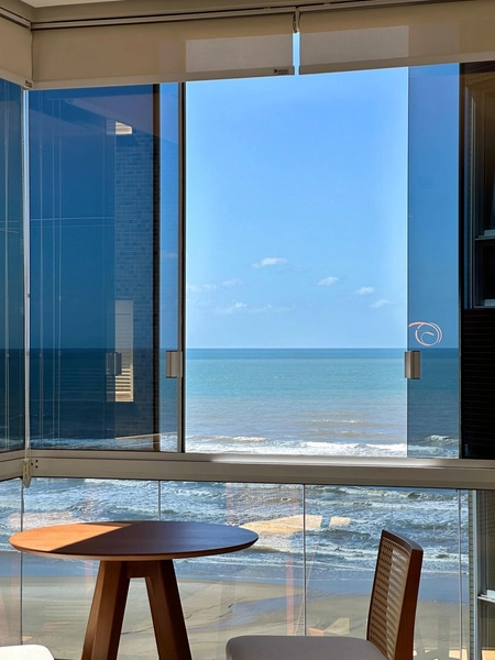 Apartamento 2 dormitórios, decorado, com lazer completo, perto do mar!: 2ª foto da galeria de imagens do imóvel