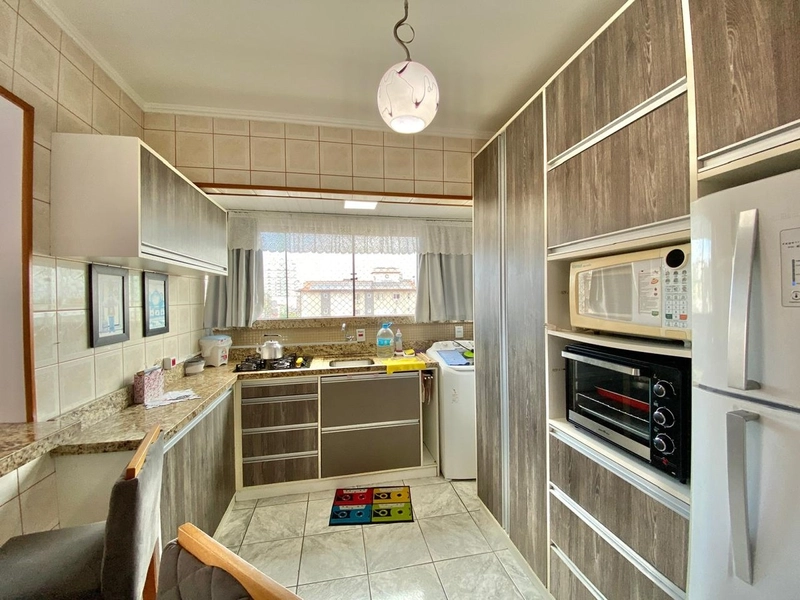 Apartamento 2 dormitórios - com sacada de frente, no Centro!: 16ª foto da galeria de imagens do imóvel