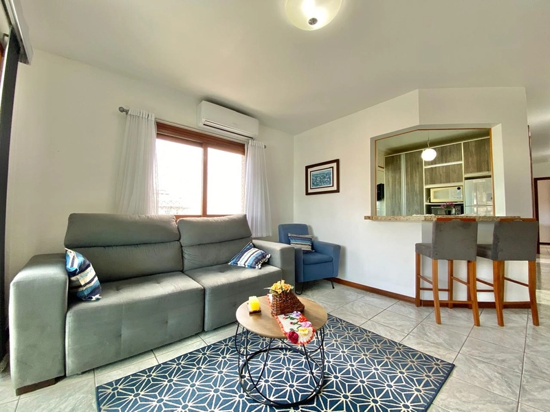 Apartamento 2 dormitórios - com sacada de frente, no Centro!: 12ª foto da galeria de imagens do imóvel