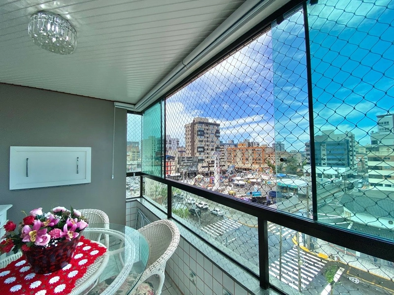 Apartamento 2 dormitórios - com sacada de frente, no Centro!: 2ª foto da galeria de imagens do imóvel