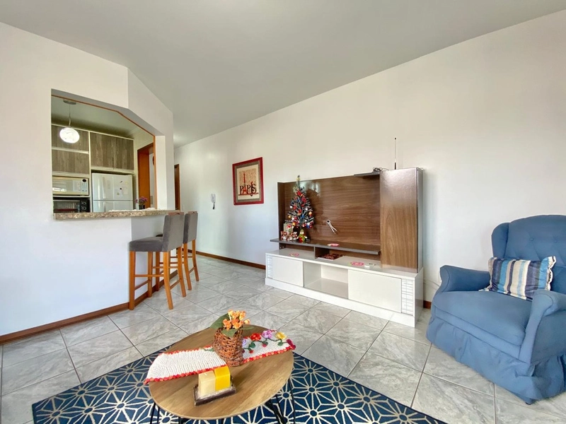 Apartamento 2 dormitórios - com sacada de frente, no Centro!: 11ª foto da galeria de imagens do imóvel