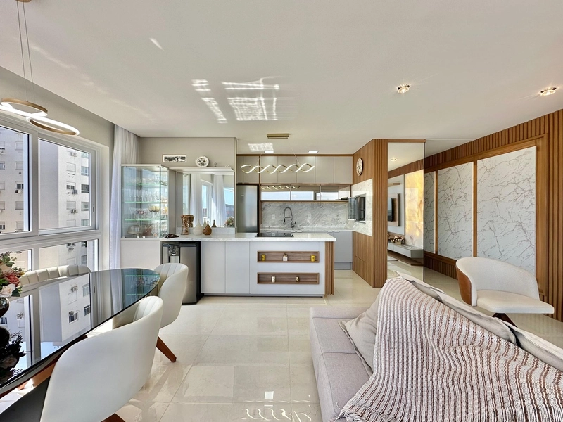 Apartamento decorado, 3 dormitórios, com box duplo, no Centro!: 3ª foto da galeria de imagens do imóvel