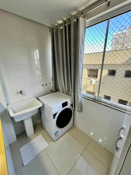 Apartamento 2 dormitórios, de frente, no Centro, em ótima localização!: 8ª foto da galeria de imagens do imóvel