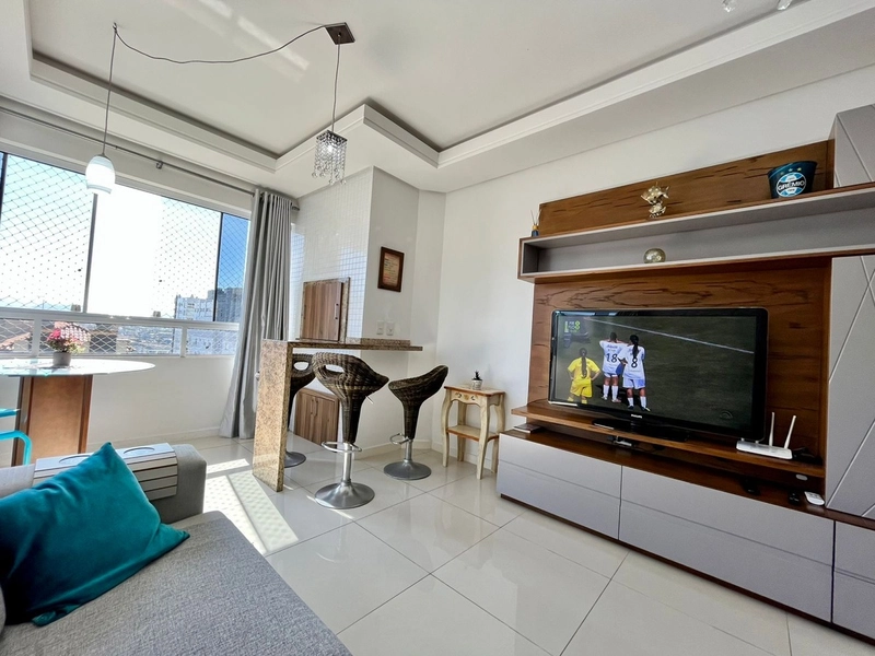 Apartamento 2 dormitórios, de frente, no Centro, em ótima localização!: 2ª foto da galeria de imagens do imóvel