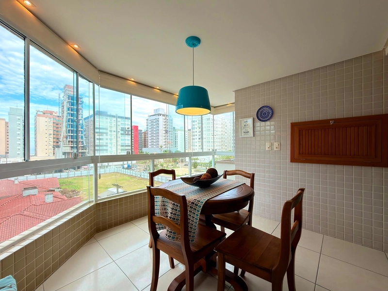 Apartamento 3 dormitórios, mobiliado, bairro Navegantes!