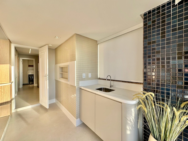 Apartamento beira mar, 3 dormitórios, com 2 vagas, decorado!!: 8ª foto da galeria de imagens do imóvel