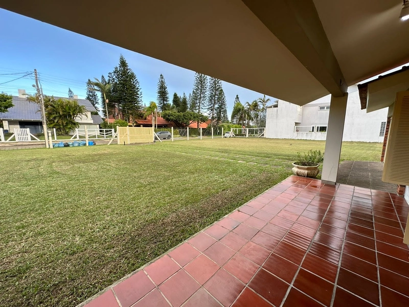 Casa com 2 terrenos, em ótima localização, em Atlântida!: 27ª foto da galeria de imagens do imóvel