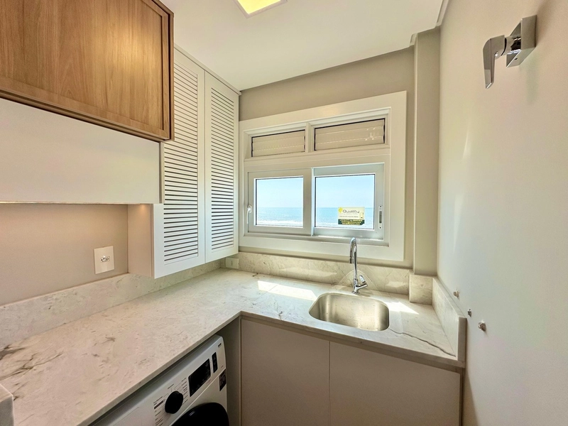 Apartamento novo, COM VISTA ETERNA PARA O MAR, pertinho da praia!: 11ª foto da galeria de imagens do imóvel
