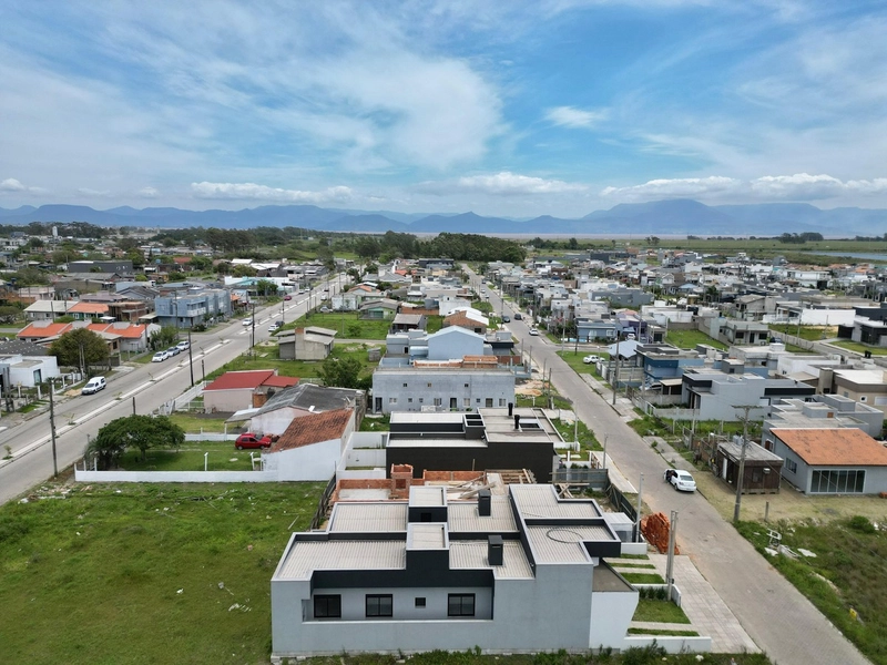 Residência 3 dormitórios, nova, com móveis fixos, em Capão da Canoa!: 18ª foto da galeria de imagens do imóvel