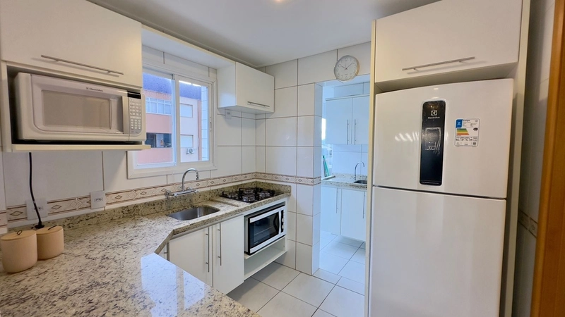 Apartamento de frente, 2 dormitórios, decorado, no Centro!: 11ª foto da galeria de imagens do imóvel
