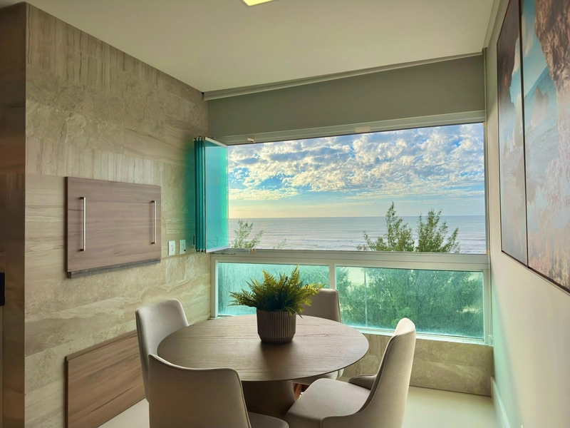 Apartamento à beira mar, 2 dormitórios, com vista eterna para o mar!: 4ª foto da galeria de imagens do imóvel