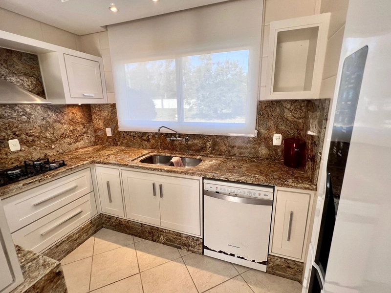 Residência de esquina, 4 suítes, no Condomínio Velas da Marina!: 12ª foto da galeria de imagens do imóvel