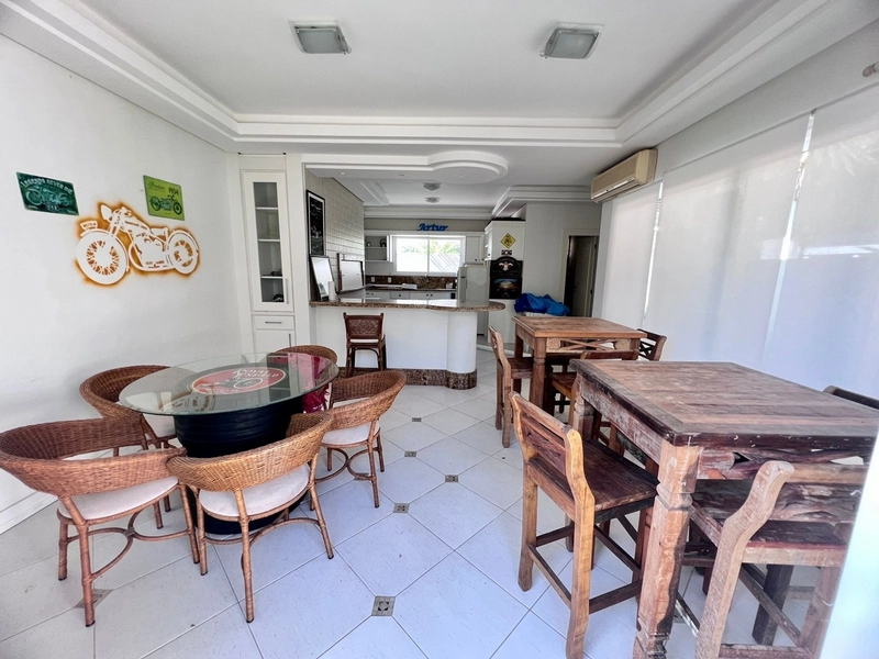 Residência de esquina, 4 suítes, no Condomínio Velas da Marina!: 10ª foto da galeria de imagens do imóvel