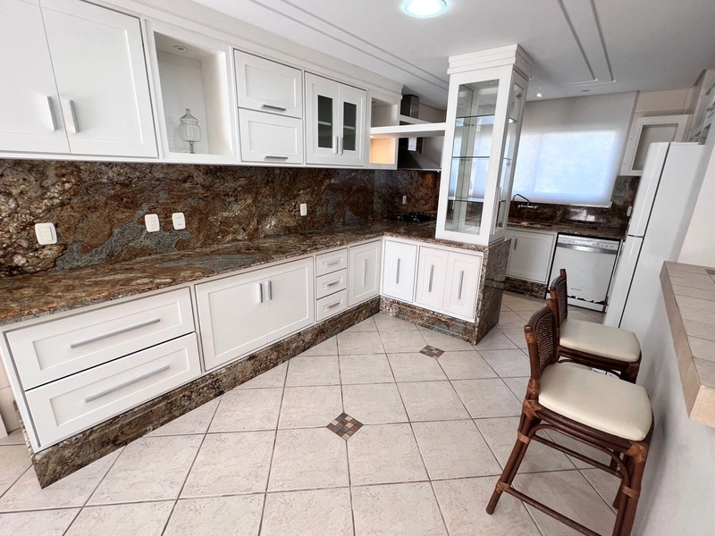 Residência de esquina, 4 suítes, no Condomínio Velas da Marina!: 11ª foto da galeria de imagens do imóvel