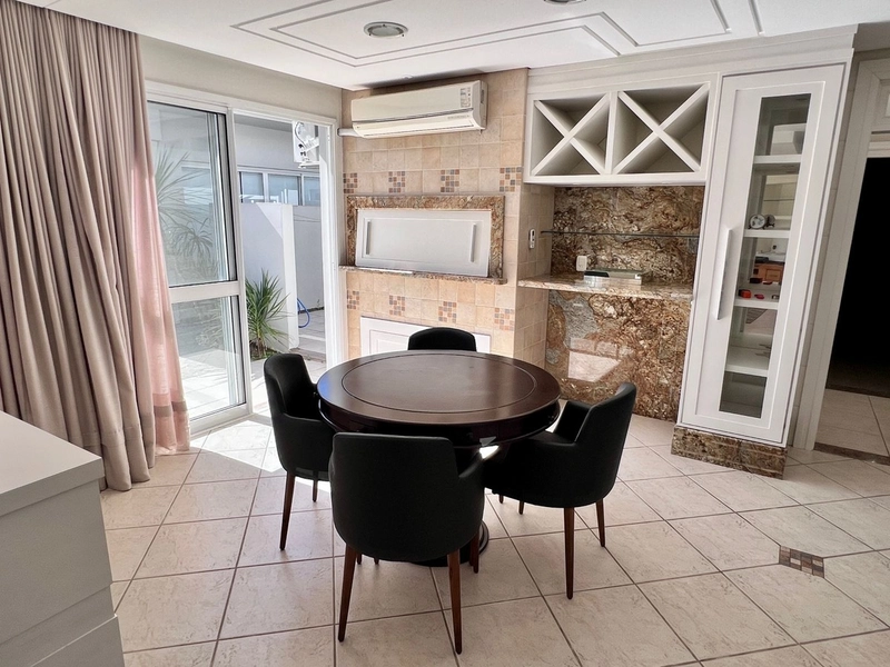 Residência de esquina, 4 suítes, no Condomínio Velas da Marina!: 9ª foto da galeria de imagens do imóvel