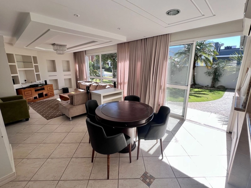 Residência de esquina, 4 suítes, no Condomínio Velas da Marina!: 7ª foto da galeria de imagens do imóvel